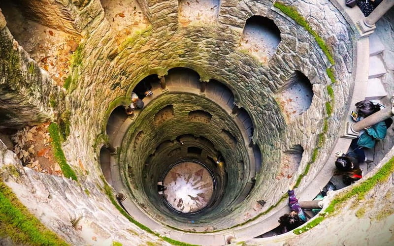 Guided Tour to Sintra, Pena,Regaleira,Cabo da Roca & Cascais - Key Points