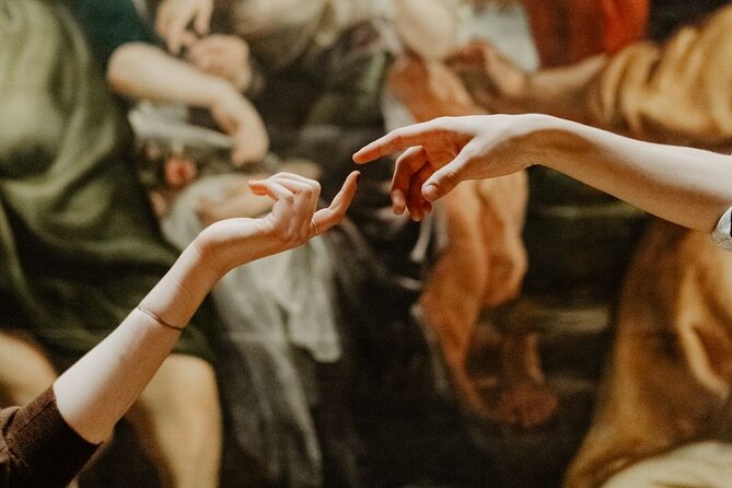 Guided Tour to Vatican and Sistine Chapel with Ticket - Explore the Vatican with a Guided Tour and Skip-the-Line Access for $98.47