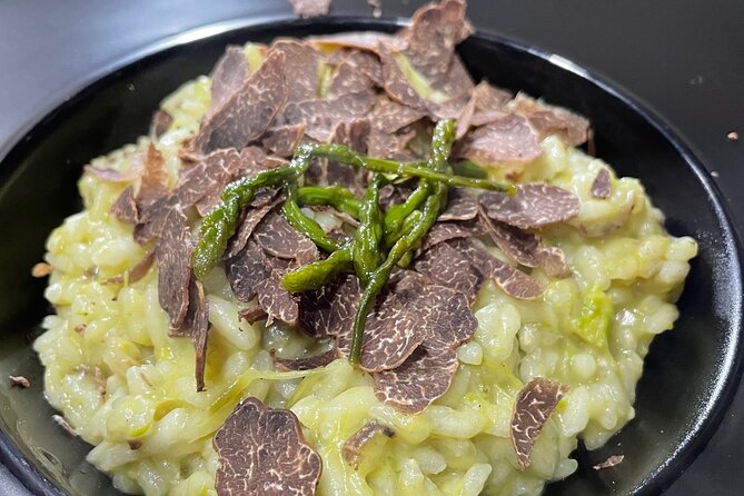 Guided Truffle Hunt in Torri in Sabina with Lunch - Harvesting and Identifying the Best Truffles