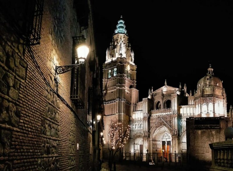 Guided visit through Imperial Toledo - The Charm of Toledo at Sunset and Nightfall
