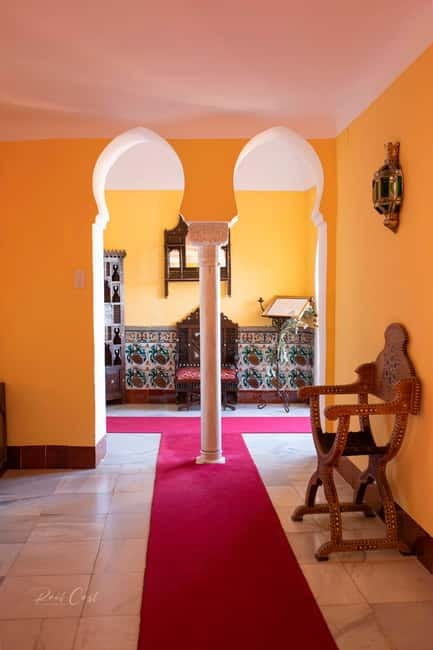 Guided Visit to the Castle of Láchar, Granada - Practical Details: Meeting, Duration, and Accessibility