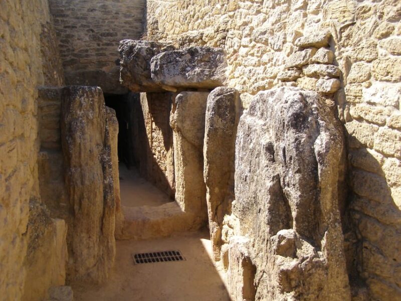 Guided visit to the dolmens of Antequera - Visiting the Menga Dolmen: An Architectural Marvel