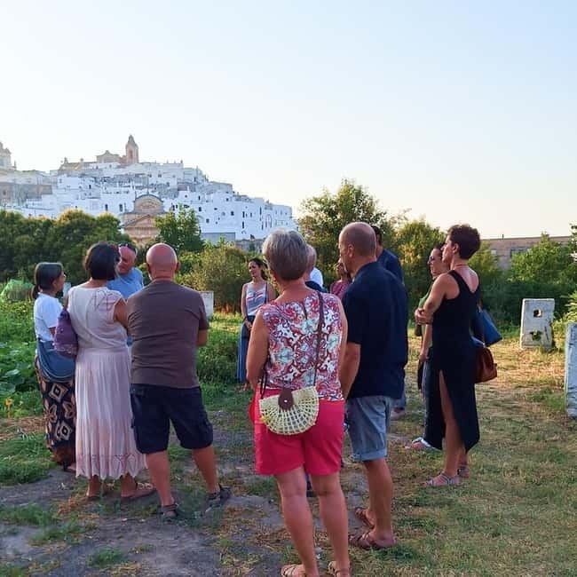 Guided visit to the Medieval Gardens of Ostuni - Tasting Fresh, Organic Products in a Scenic Setting