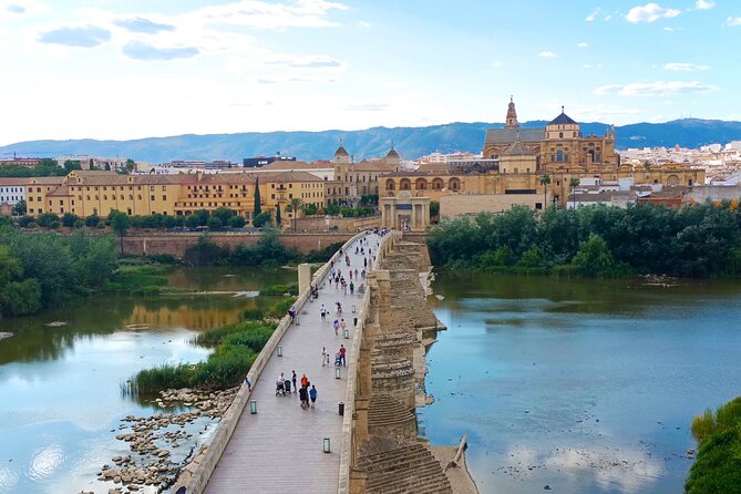 Guided walking tour in Cordoba - Starting Point at La Juderia and the Gate of Forgiveness