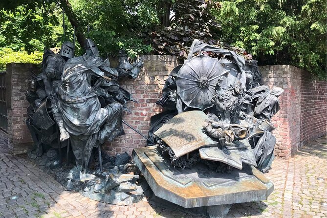 Guided Walking Tour in Dusseldorf - Experience the Buzz of Bolkerstrasse Old Town