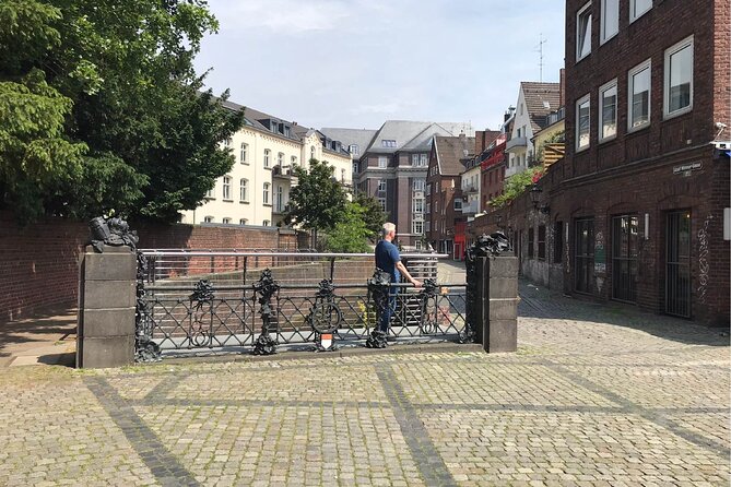 Guided Walking Tour in Dusseldorf - Sip Killepitsch at Et Kabuffke Killepitschstube