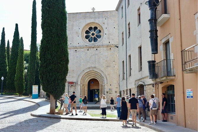 Guided Walking Tour in Girona - Visiting the Iconic Girona Cathedral: A Blend of Architectural Styles