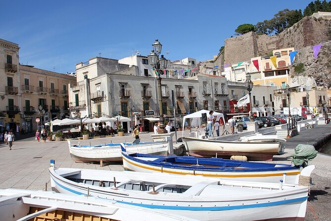 Guided Walking Tour in Messina - The Civic Center at Municipio di Messina