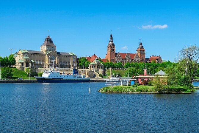 Guided Walking Tour in Szczecin - Strolling Through Lastadia: Szczecin’s Maritime Waterfront