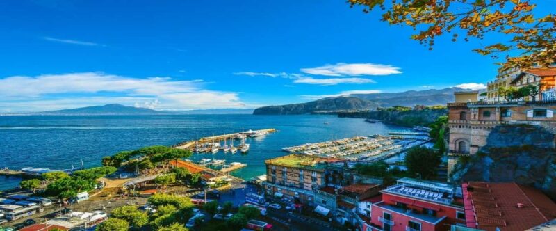 Guided Walking Tour of Sorrento with Limoncello Tasting - Tasting Local Food, Wine, and Cheese in Sorrento