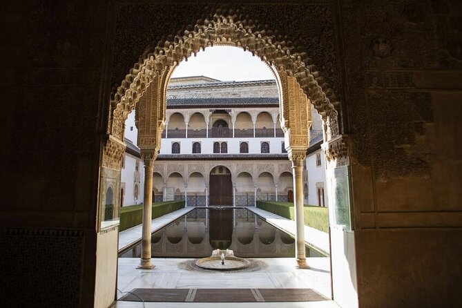 Guided Walking Tour of the Alhambra in Granada - Key Points