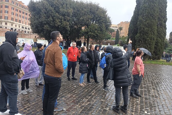 Guided Walking Tour of the Colosseum - The Expertise of the Guide and Tour Atmosphere
