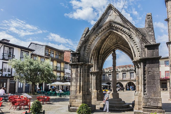 Guimarães: Half Day Private Tour from Porto - Logistics: How the Private Tour Works