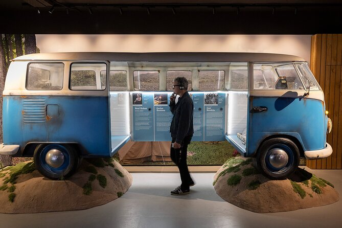 Guitar Legends Hall: Entrance to the Immersive Rock Museum - The Experience of the Interactive Concert with Holograms