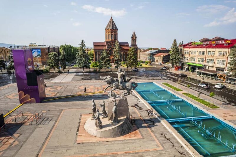Gyumri: Ancient Monasteries, city tour and rural museum - Visiting the Museum of National Architecture and Urban Life