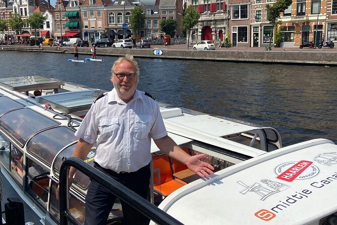 Haarlem: 50 minutes Boat Cruise - Discover Haarlem’s Canals in 50 Minutes from the Water