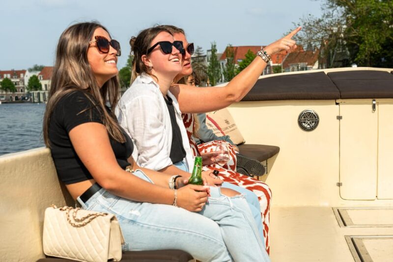 Haarlem: Guided Highlights Canal Cruise on Open Boat - Key Points