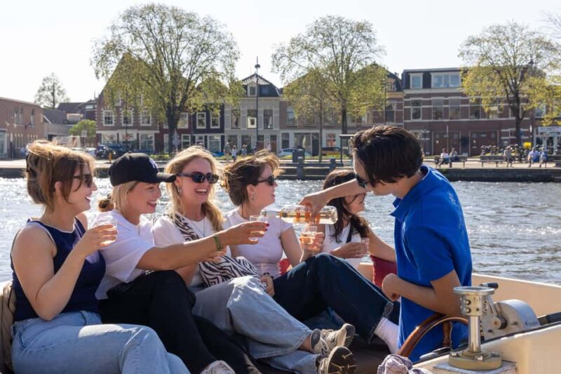 Haarlem: Unlimited Drinks City Cruise - Navigating the Itinerary: From Departure to Return