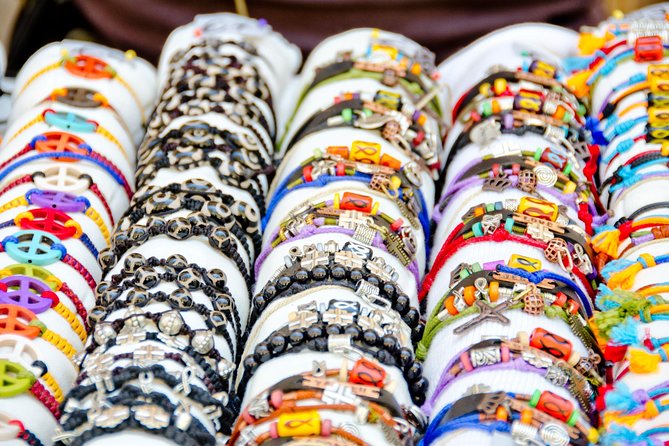 Hagar Qim temple (UNESCO), Limestone Heritage & Marsaxlokk Market guided tour - Visiting Ghar Dalam Cave & Museum