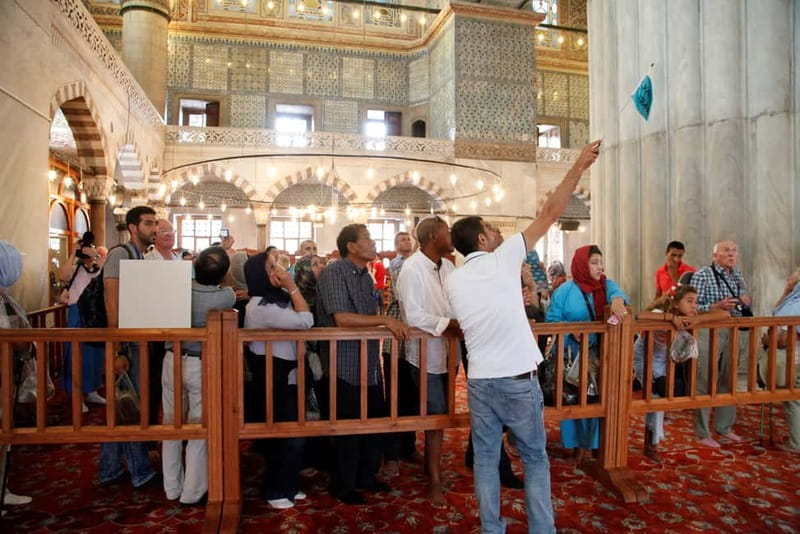 Hagia Sophia & Blue Mosque Half-day Guided, Small Group Tour - Key Points