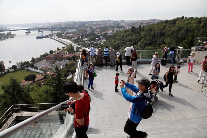 Hagia Sophia, Bosphorus cruise, Blue Mosque, Guided - Small Group - Eyup Sultan Mosque and Tomb: A Sacred Site