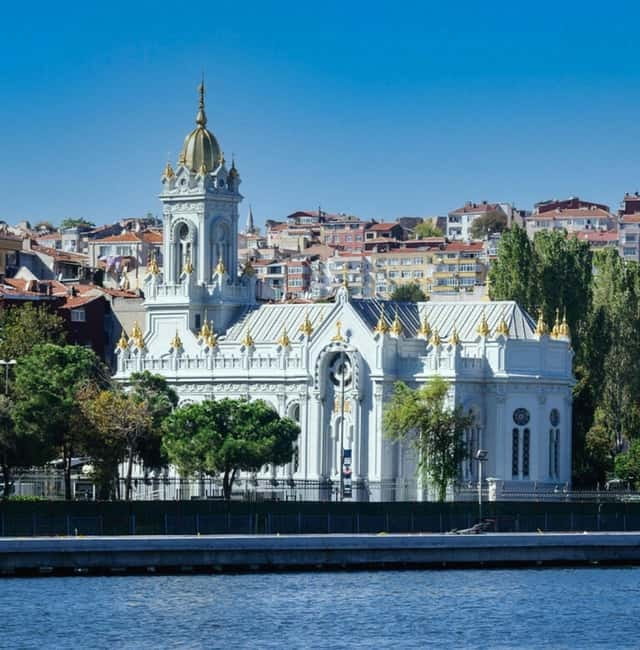 Hagia Sophia, Hippodrome, Iron Church & Boat Tour - Full Day - Key Points