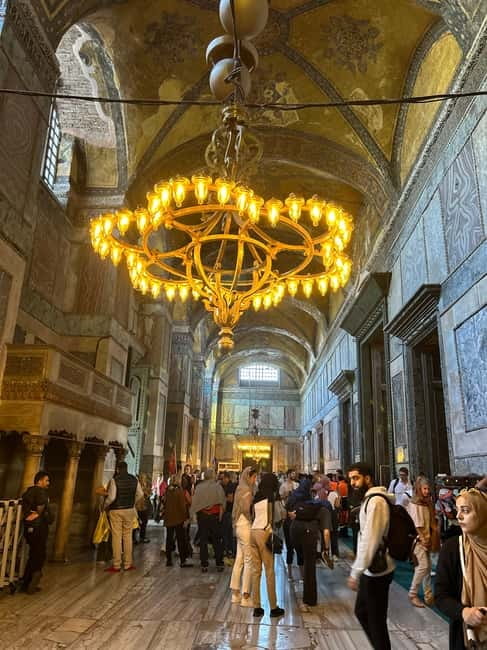 Hagia Sophia Skip-the-Line Ticket & Blue Mosque Audio Guide - Dress Code and On-Site Facilities
