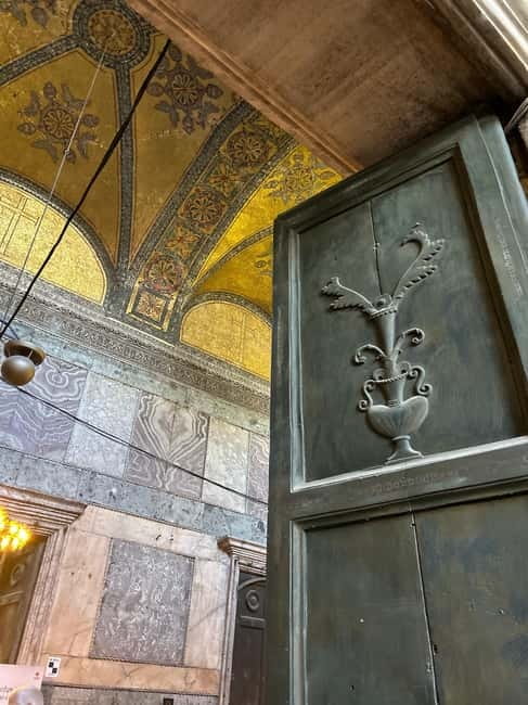 Hagia Sophia Skip-the-Line Ticket & Blue Mosque Audio Guide - Comparing the Cost and Value of This Tour