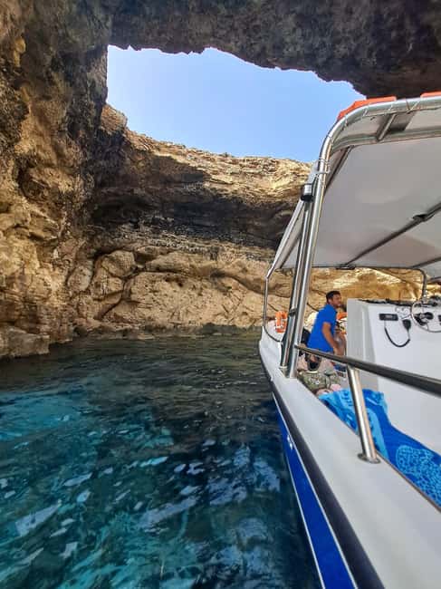 Half day - 4 hours Comino, Blue Lagoon up to 12 guests - Pricing and Booking Details