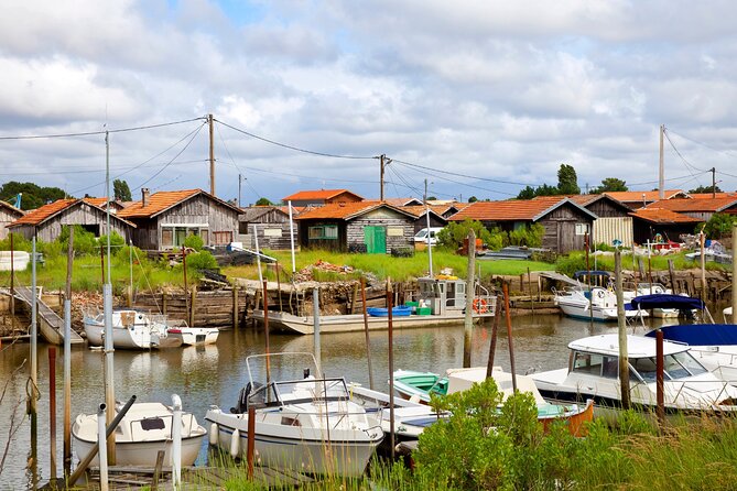 Half day at the Arcachon Bay and the Dune of Pilat - Visiting Gujan-Mestras and the Oyster Port of Larros