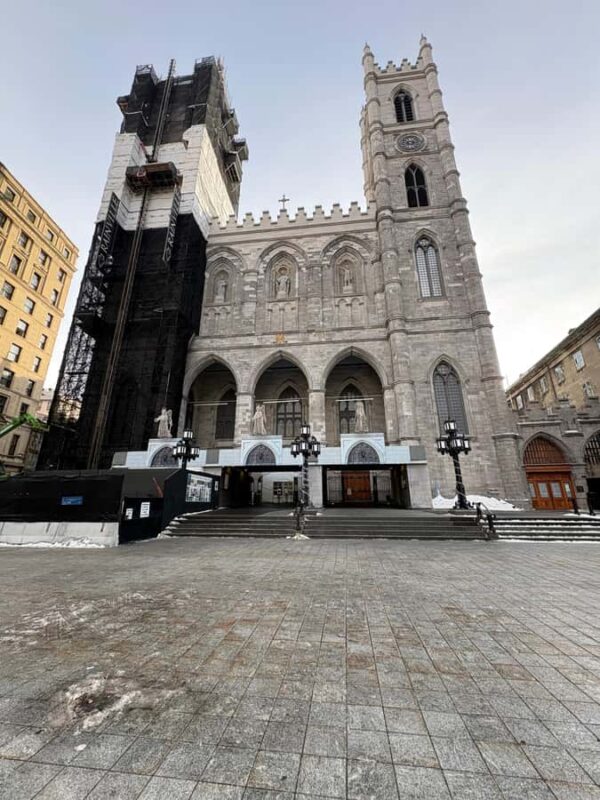 Half day city tour Montreal luxury SUV - Practicalities and Limitations to Keep in Mind