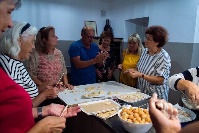 Half-Day Cooking Workshop Gastronomy in Korcula - Insights from Positive Reviews: What Participants Appreciate