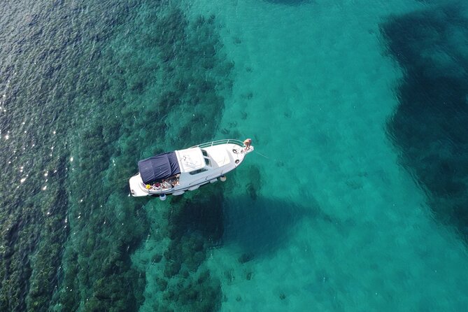 Half-Day Cruise of Oljak and Preko - Drinks and Refreshments: Onboard Perks