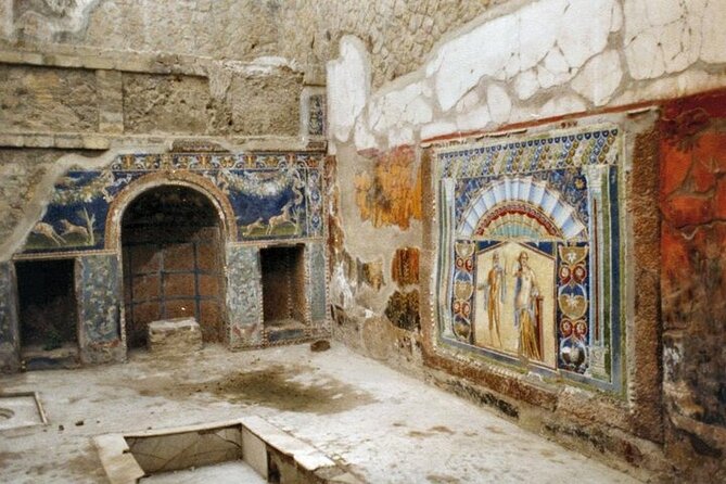 Half Day Excursion to Herculaneum from Naples with Lunch - Lunch in a Local Restaurant with a 3-Course Menu
