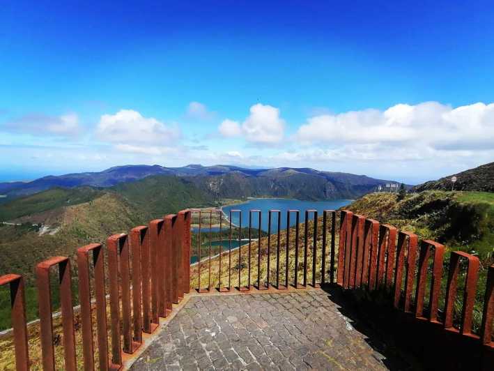 Half Day Fire Lake, Pineapple & Tea by SUV - Visiting the Gorreana Tea Factory and Tea Tasting
