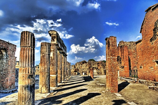 Half-Day Group Tour in Pompeii with Pick Up - Key Points