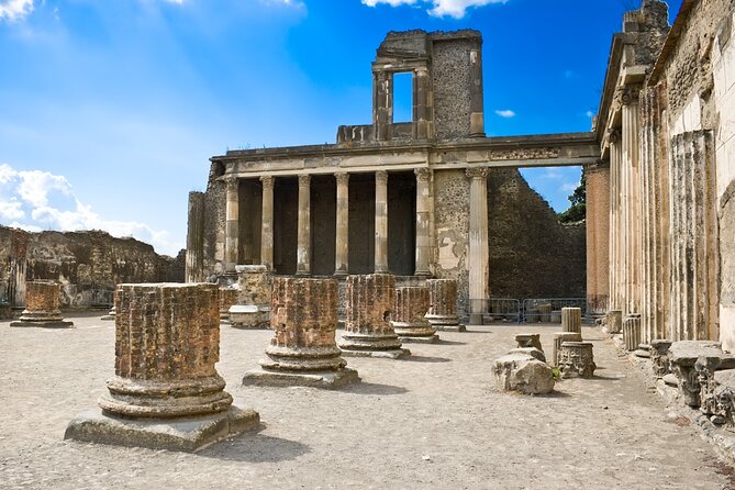 Half-Day Group Tour in Pompeii with Pick Up - Expertise of the Local Guide