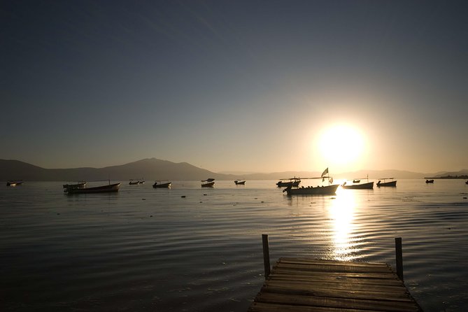 Half-Day Guided Tour of Lake Chapala from Guadalajara - Strolling Through Ajijic’s Main Plaza and Church