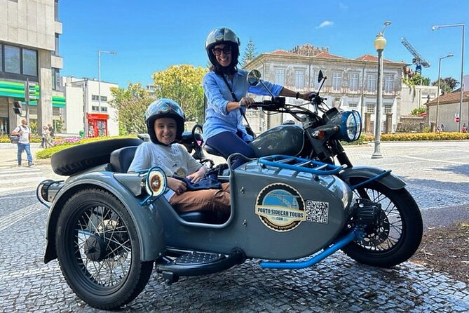 Half Day Highlights of Porto on a glamorous sidecar - Pacing and Physical Requirements