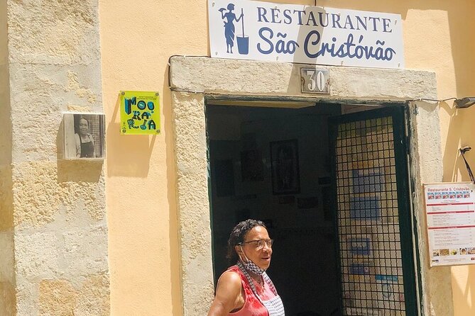 Half Day Historical Walking Tour about the Slave Trade in Lisbon - The Commercial Heart at Praça do Comércio