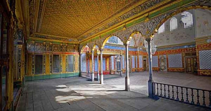 Half-Day Istanbul Tour: Topkapi & Grand Bazaar - Visiting the Exquisite Topkapi Palace and Its Private Harem