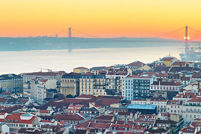 Half Day Lisbon - Private Tour of the City Charms - Scenic Viewpoints and Photo Opportunities