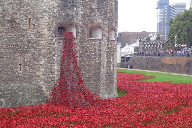 Half day London Private Tour in Executive Luxury Vehicle - Buckingham Palace: The Queen’s Official Residence