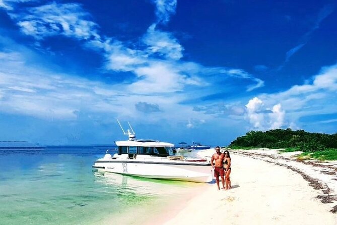 Half Day Luxury Boat Tour in St. Petersburg with Snorkeling - Explore the Best of St. Petersburg from the Water with a Luxury Boat Tour