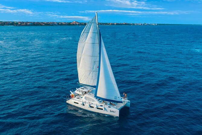 Half-Day Luxury Sailing in Puerto Morelos with Open Bar - Discover the Luxury of Sailing in Puerto Morelos