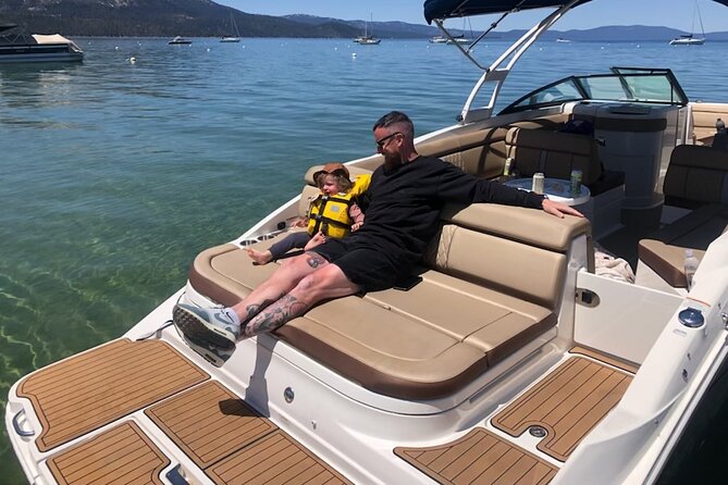 Half Day Luxury Yacht Class Tour on Lake Tahoe 4.5 hours - The Style and Comfort of the Sea Ray Yacht