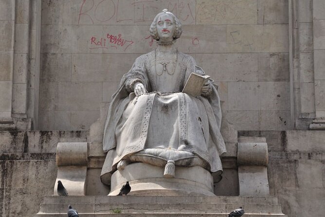 Half Day Madrid Highlights Customizable Walking Tour - Key Points