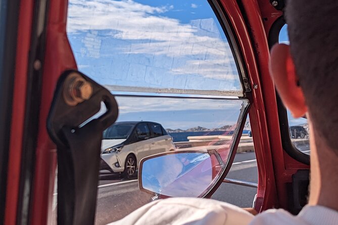 Half-day Marseille private tour by vintage Citroën - Cours Julien: The Artistic and Hipster District