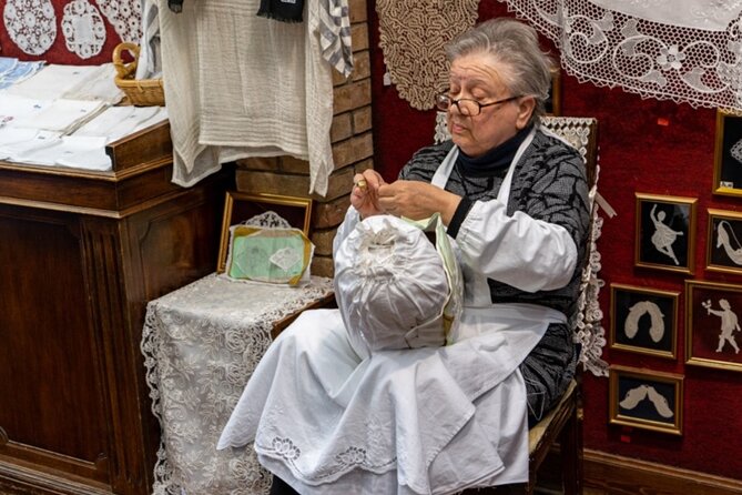 Half Day Murano and Burano Island Tour by Private Boat - Scenic Return to Venice and Main Island Highlights