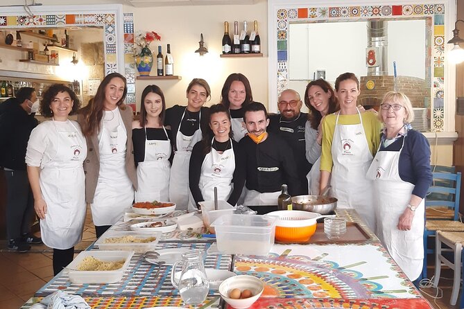 Half-Day Pizza Making Class in Taormina - Enjoying a Shared Lunch with Drinks